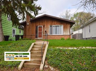 1023 Oakland St, South Bend, IN 46615