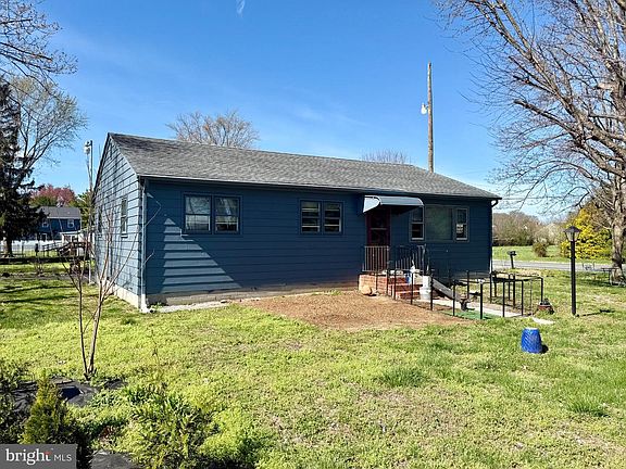 3rd image of 1680 Peach Basket Rd