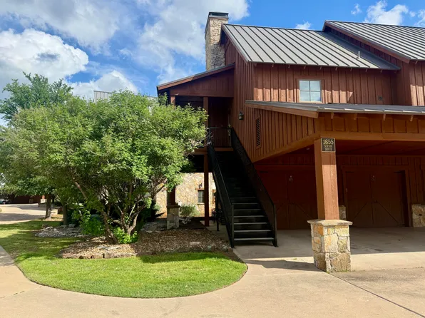 1655 Scenic Dr, Graford, TX 76449