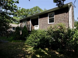 53 Wake Robin Trl, Saunderstown, RI 02874