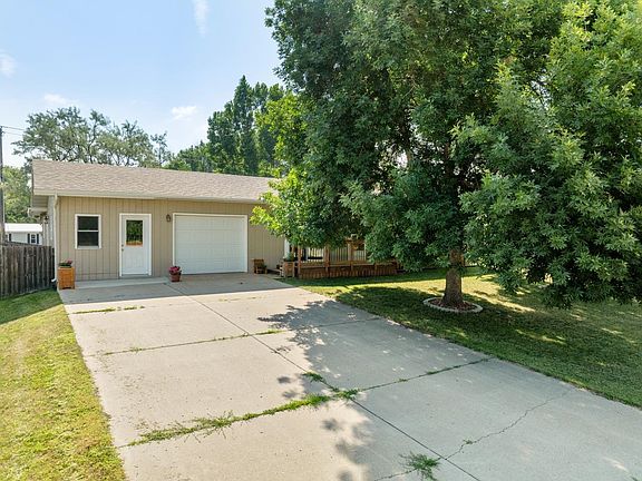 4th image of 2548 Belview Dr