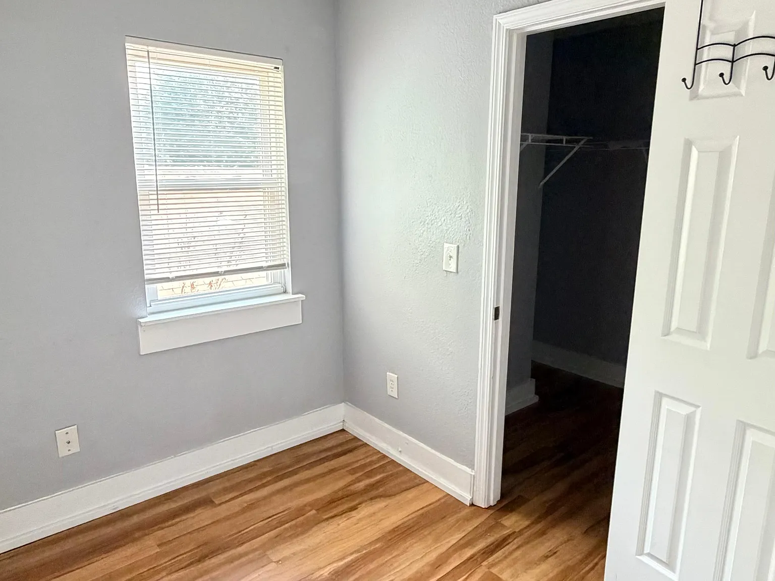 3 bed, 1500 sqft, $1,799 — Photo 4