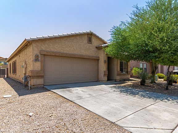 3rd image of 253 E Saddle Way