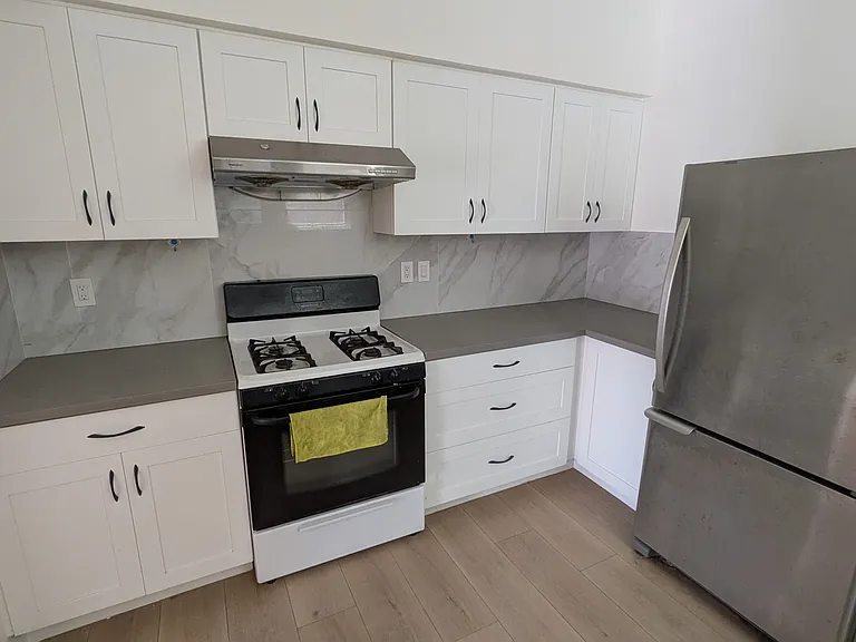 1350 Balboa St #1348 — Photo 7