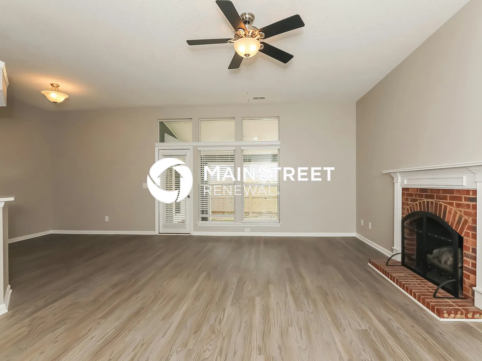 4008 Beaverbrook Dr — Photo 2