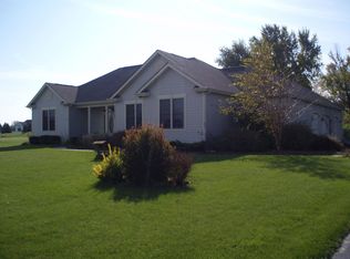 5117 Tall Oaks Dr, Ringwood, IL