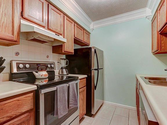 5th image of 6920 Kings Crossing Way
