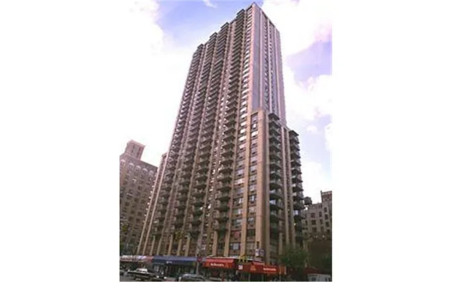 Sold by Douglas Elliman | media 25