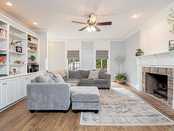 2nd image of 8331 Windsor Valley Dr