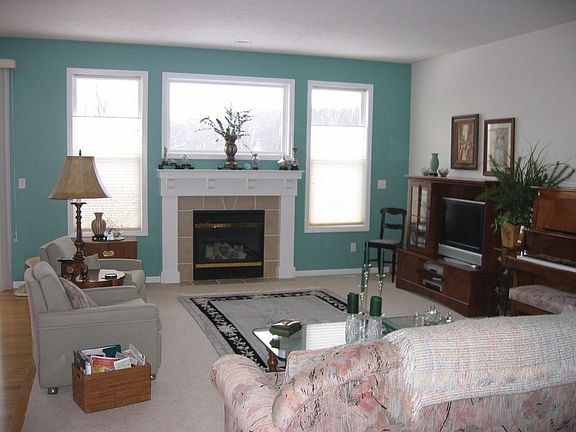 2nd image of 1249 Riverwalk Ct SE