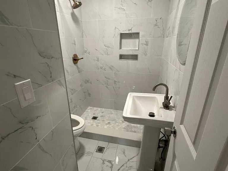 569 Winthrop Ave #2 — Photo 7