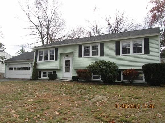 1st image of 9 Parkhurst Dr