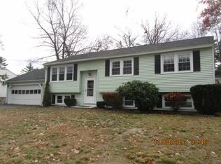 9 Parkhurst Dr, Nashua, NH 03062