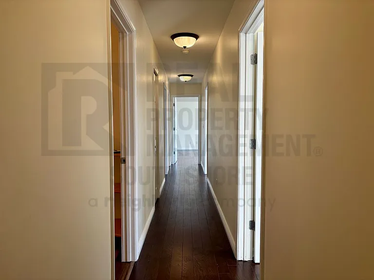 601 Mary Dr — Photo 7