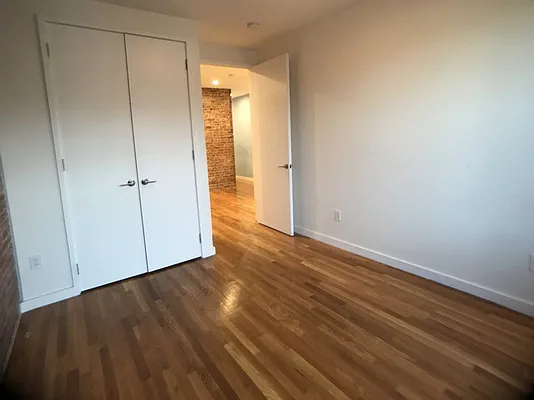Rented by Bohemia Realty Group | media 42