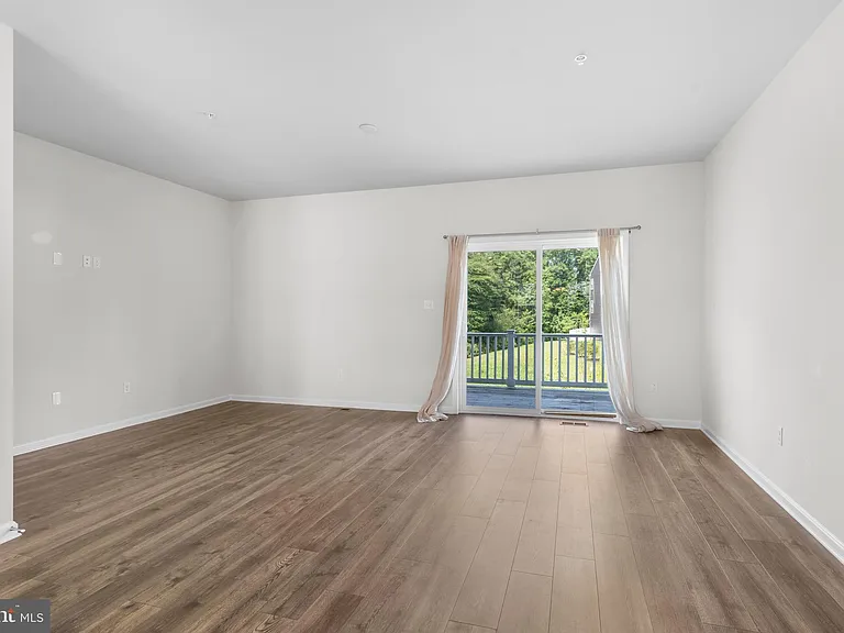1756 Red Fox Trl — Photo 16