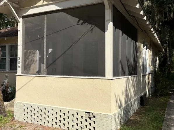 306 Perkins St, Leesburg, FL 34748