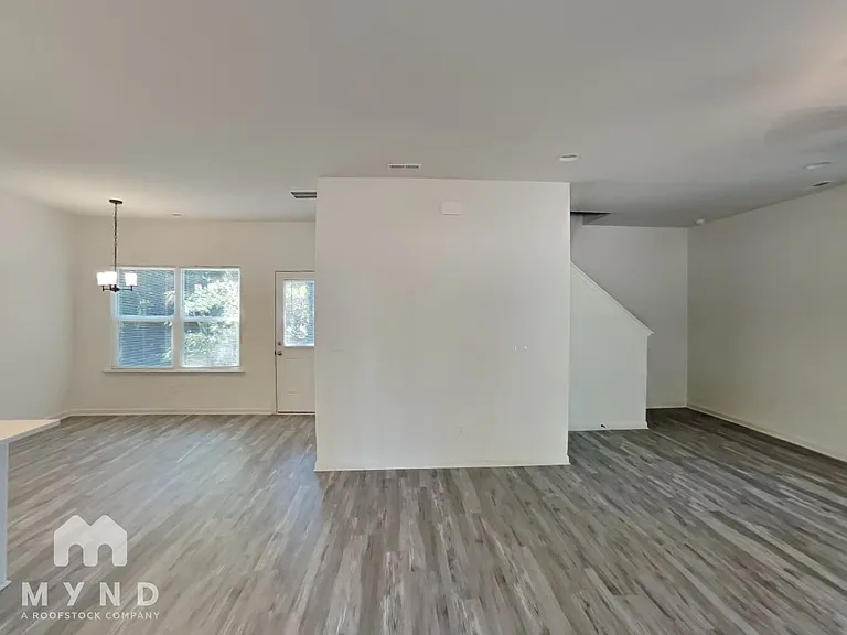 8019 Pleasant Grove Rd — Photo 12