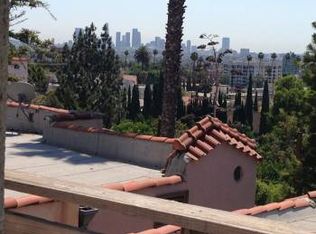 6218 Holly Mont Dr, Los Angeles, CA 90068