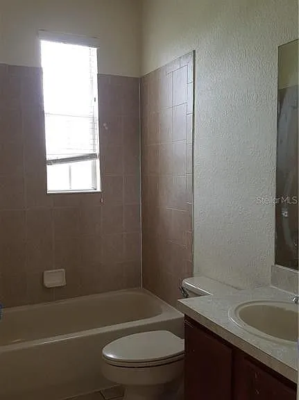 3001 Laurel Park Ln #201 — Photo 10
