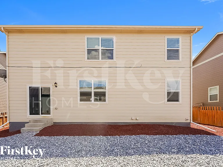 2349 Shipman St — Photo 15