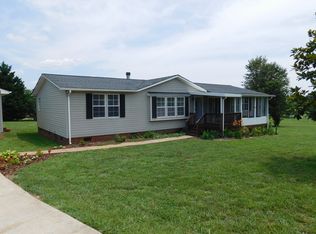 2926 Wildberry Ct, Mebane, NC 27302