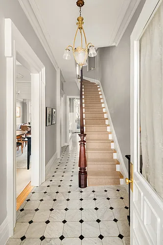 253 Dean St Photo 1