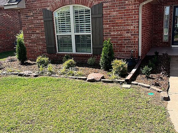 3rd image of 2517 Sutton Ct