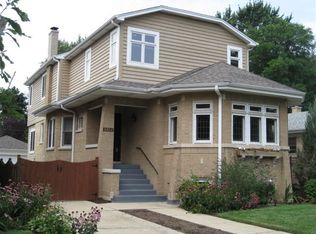 5824 N Kenton Ave, Chicago, IL 60646