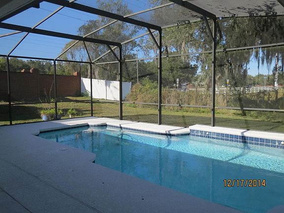 2nd image of 2941 Benton Ln