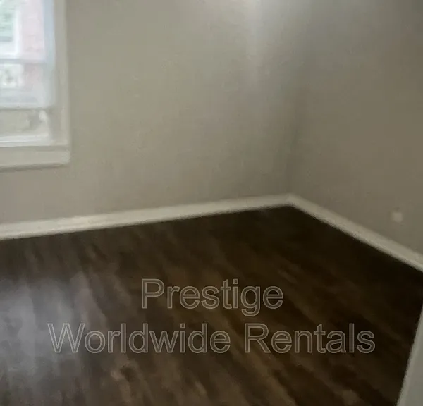 3028 Meade St — Photo 7