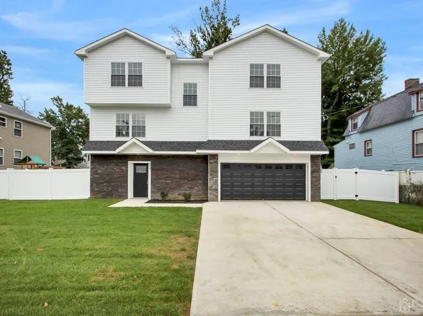 124 Park Ave, Keansburg, NJ 07734