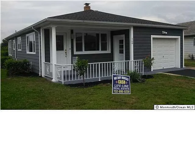168 Harrington Dr N photo 1
