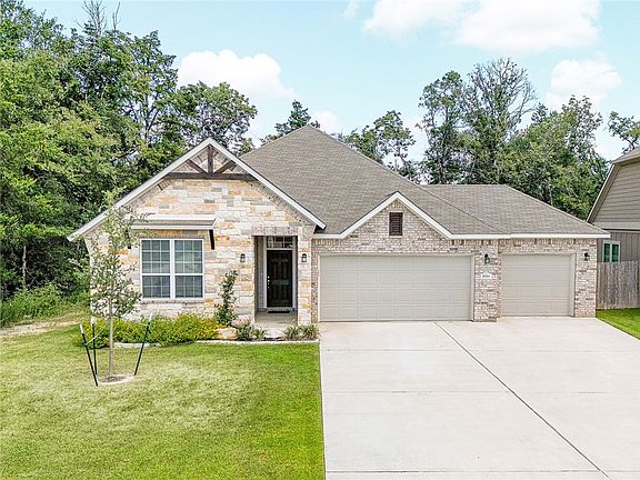 2nd image of 1814 Thorndyke Ln