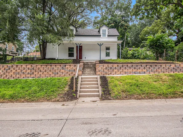 206 N Linn St, Glenwood, IA 51534
