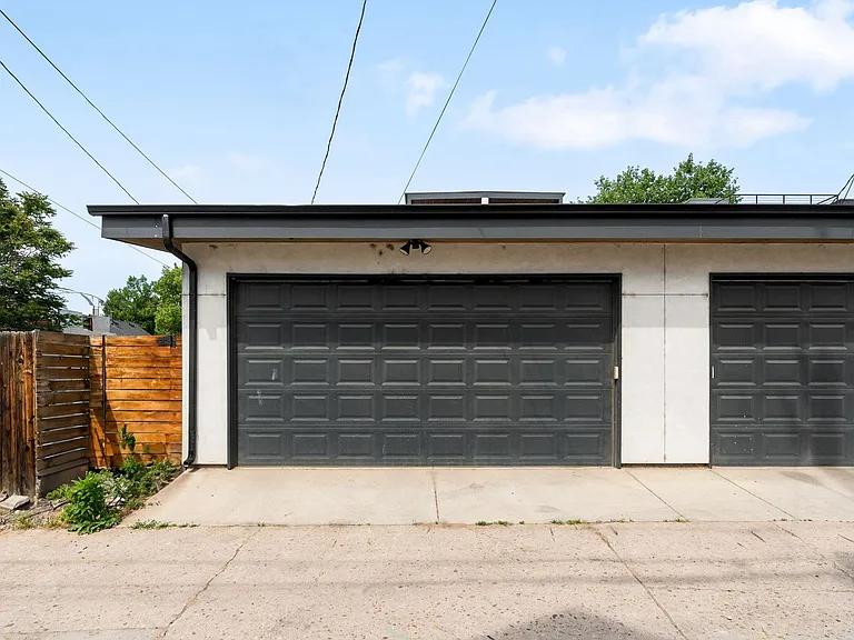 3524 Mariposa St — Photo 37