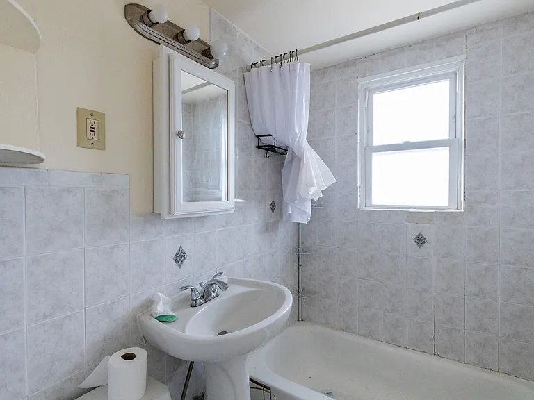 203 Hamilton St — Photo 15