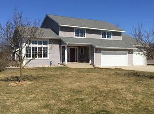 3020 Creekview Ln, Muskegon, MI 49444
