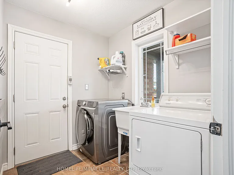 589 Sales Dr — Photo 34