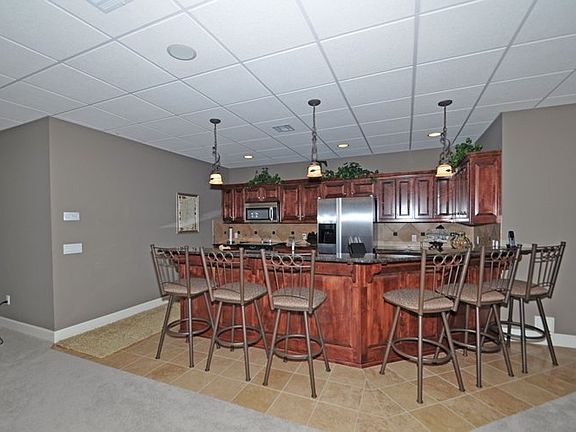 4th image of 1600 NW Sunridge Dr