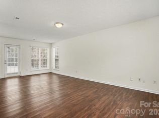 13316 Woodland Farm Dr, Charlotte, NC 28215