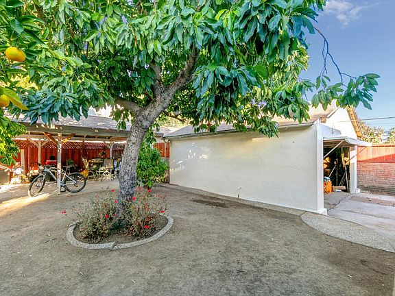 5th image of 114 Marian Ln