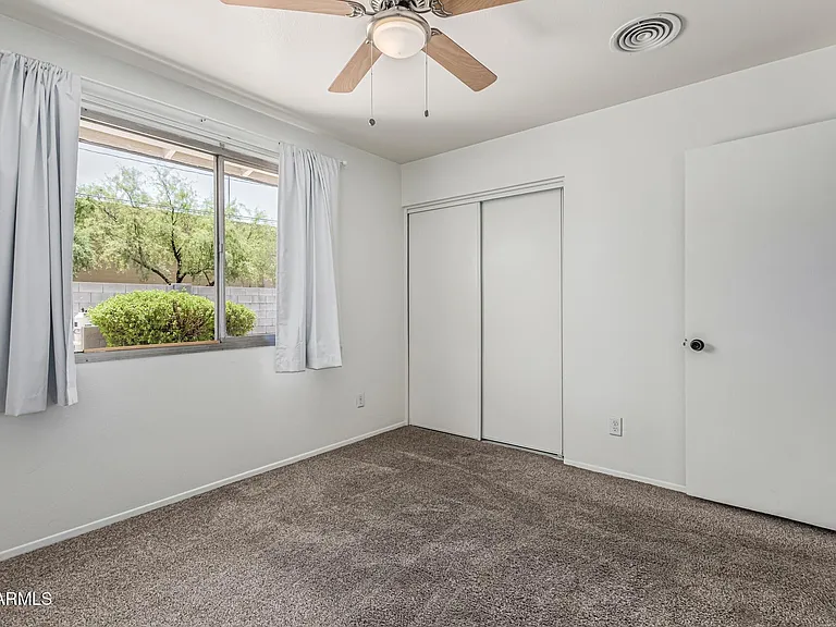 1213 E Riviera Dr — Photo 19