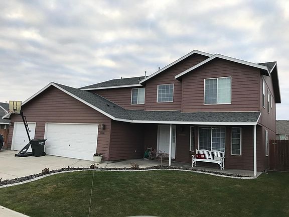 3rd image of 5508 Hornby Ln