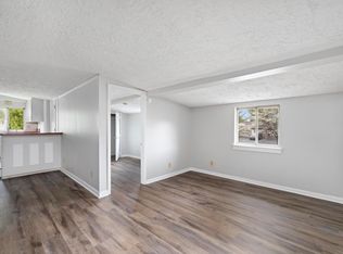 435 Beasley St APT 5, Elizabethton, TN 37643