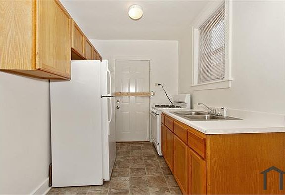 4th image of 7953 S Wolcott Ave APT 2B