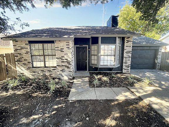 3rd image of 5518 Creek Valley Dr