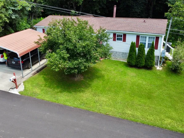 312 Finley Dr, Lenoir City, TN 37771