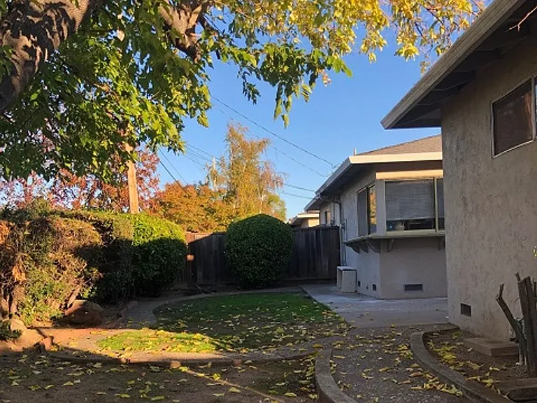 1795 Cardel Way — Photo 14