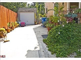 2nd image of 4654 Ellenwood Dr
